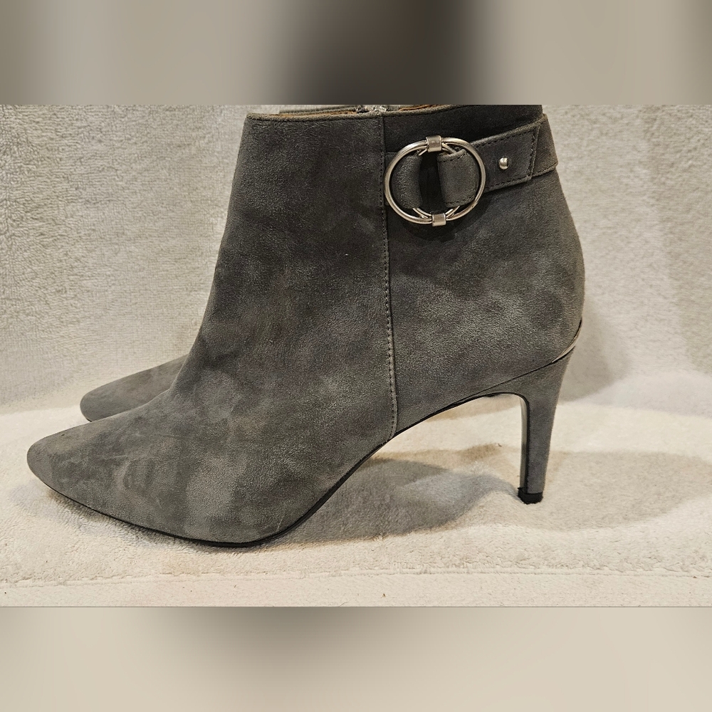 CALVIN KLEIN ANKLE BOOTS